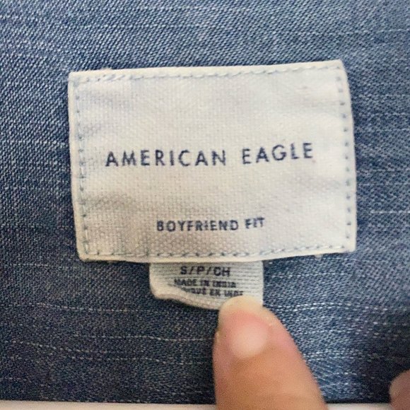 American Eagle Boyfriend Fit Denim Button Up Top - Picture 5 of 5